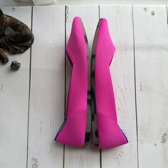 Rothy's | The Point Flats, Dragonfruit (Bright Fuchsia) - Picture 4 of 11